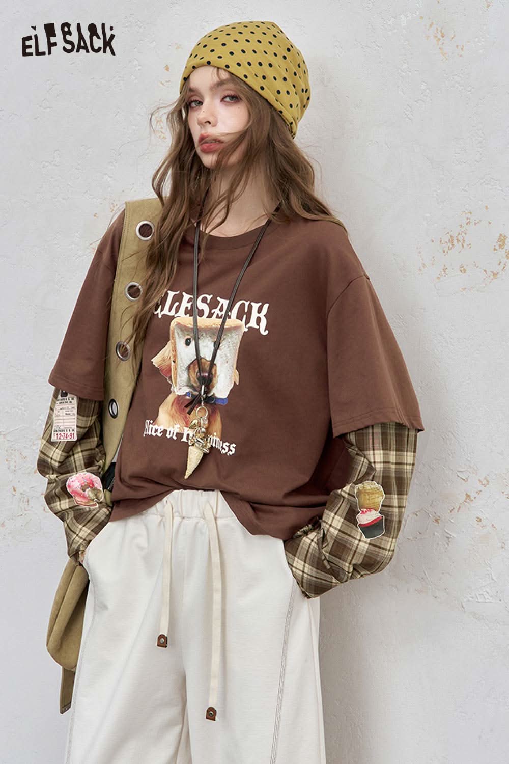 ELFSACK cotton checkered patchwork tee with a relaxed fit and stylish graphic design