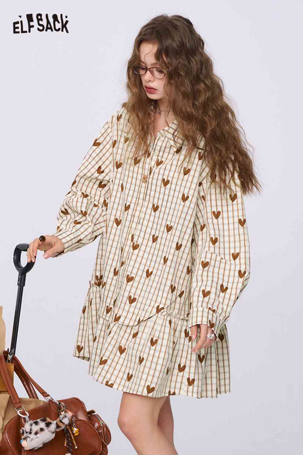 ELFSACK college style heart plaid dress oversized cream plaid with brown hearts long puff sleeves ruffle hem