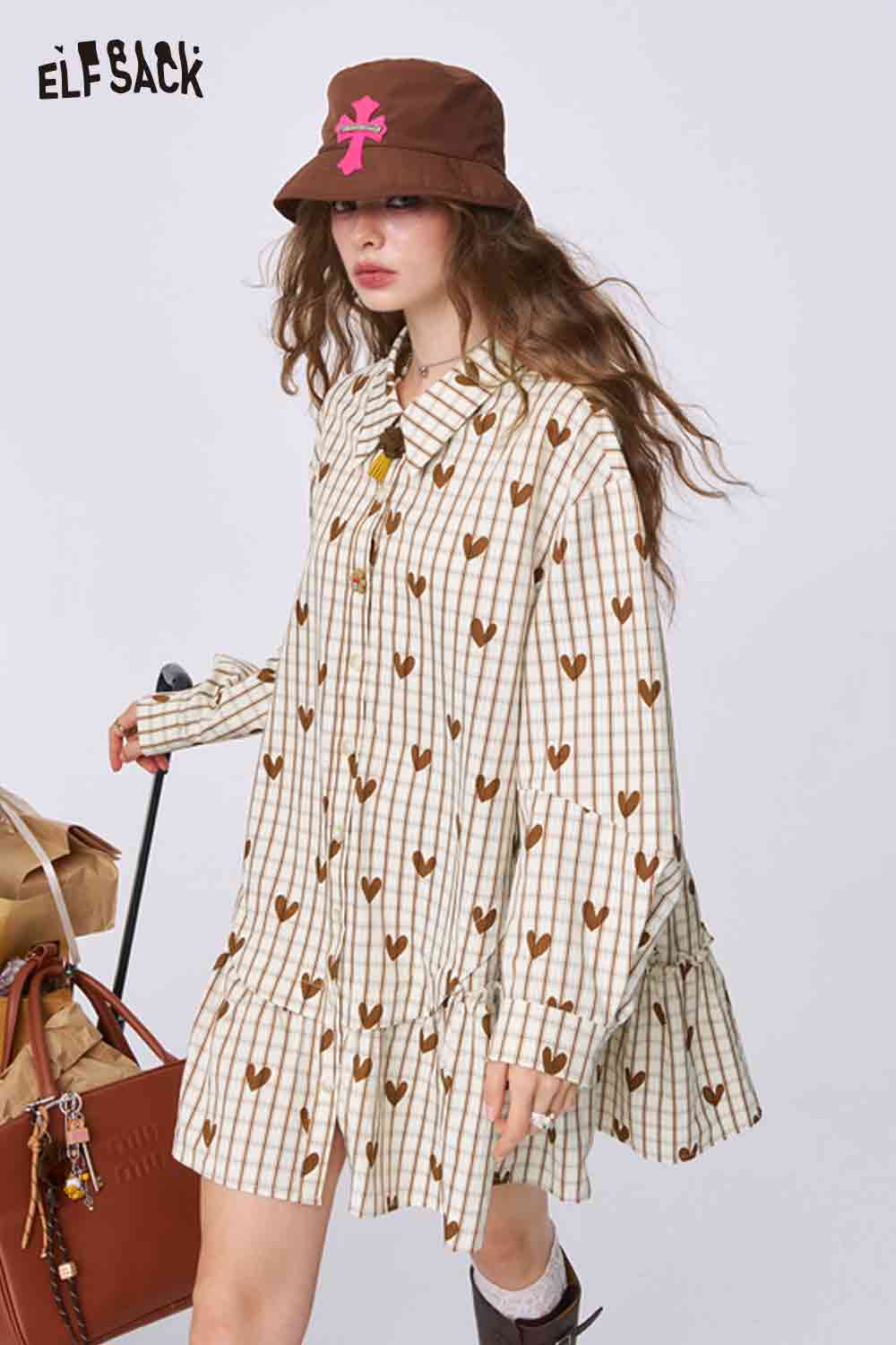 ELFSACK college style heart plaid dress cream plaid with brown hearts long sleeves ruffle hem casual