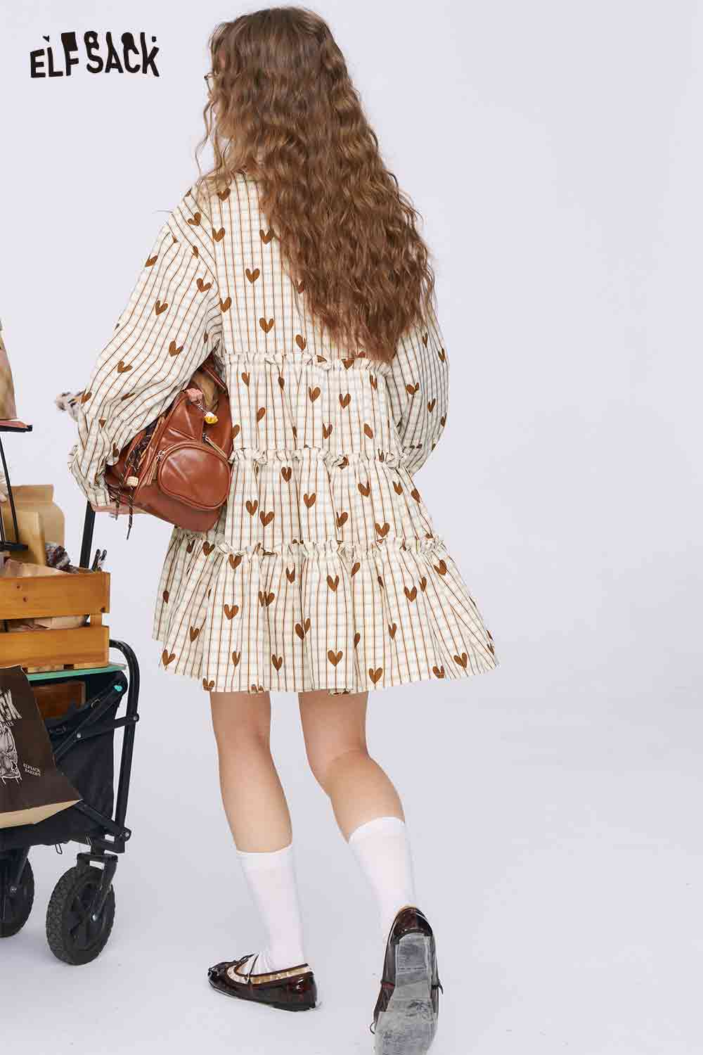 ELFSACK college style heart plaid dress cream tiered mini dress with long sleeves brown heart motif