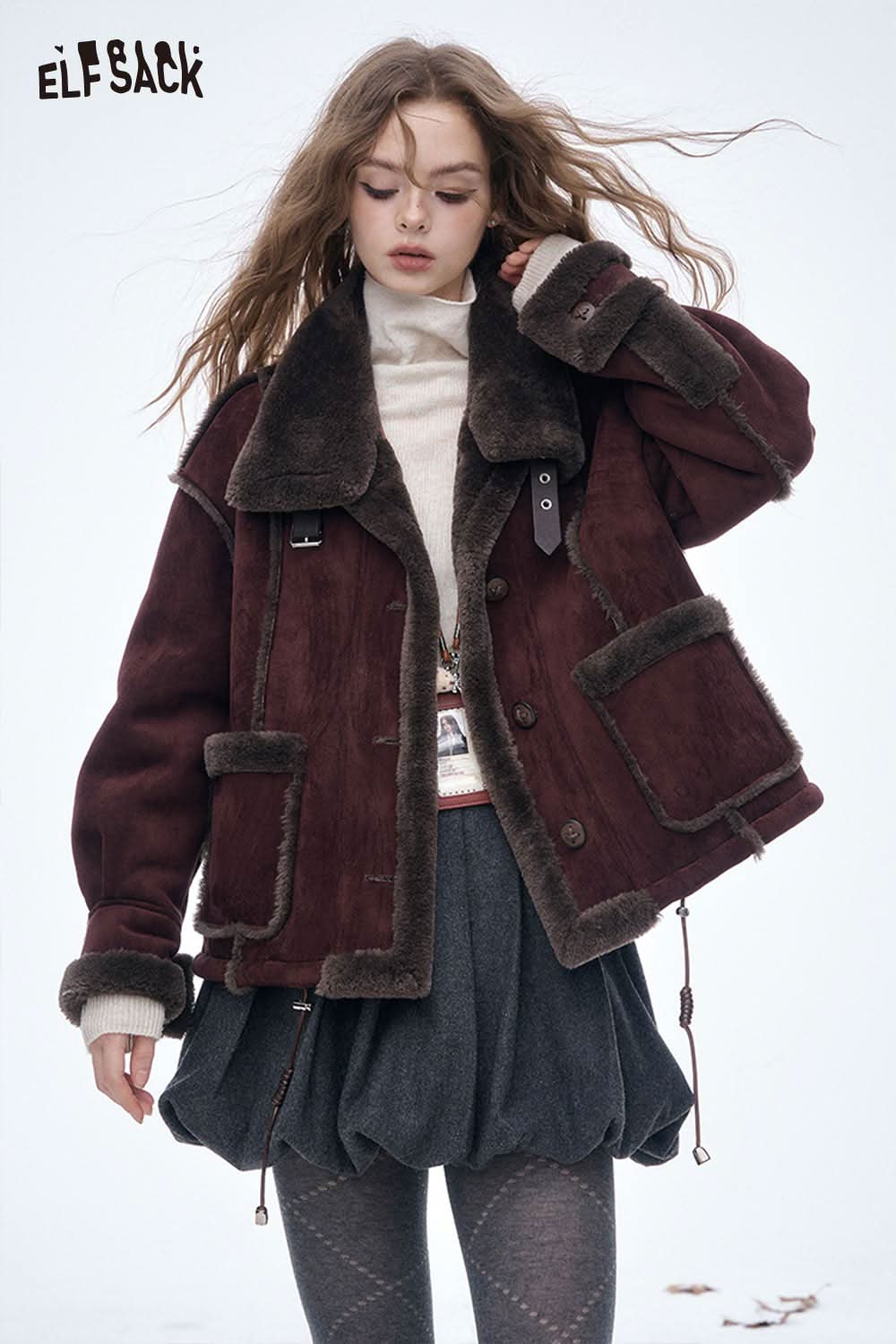 ELFSACK dark gray pleated half skirt paired with a stylish chunky jacket for a trendy winter look