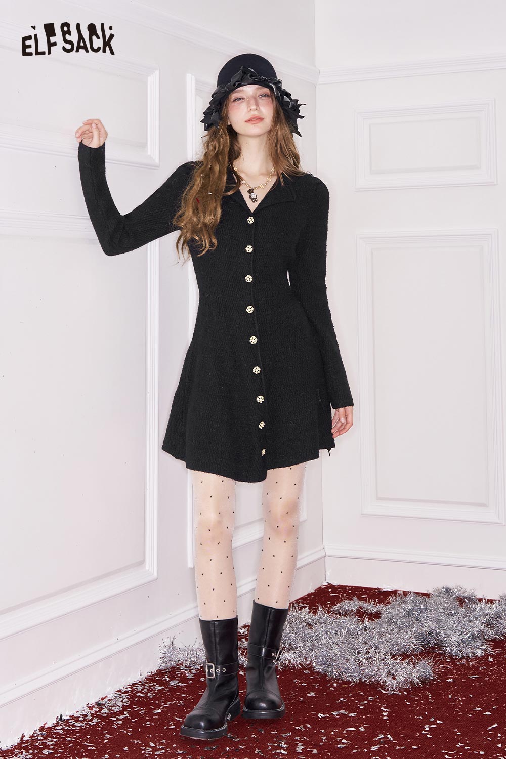 ELFSACK elegant gold button dress styled with black boots and a stylish hat for a chic look