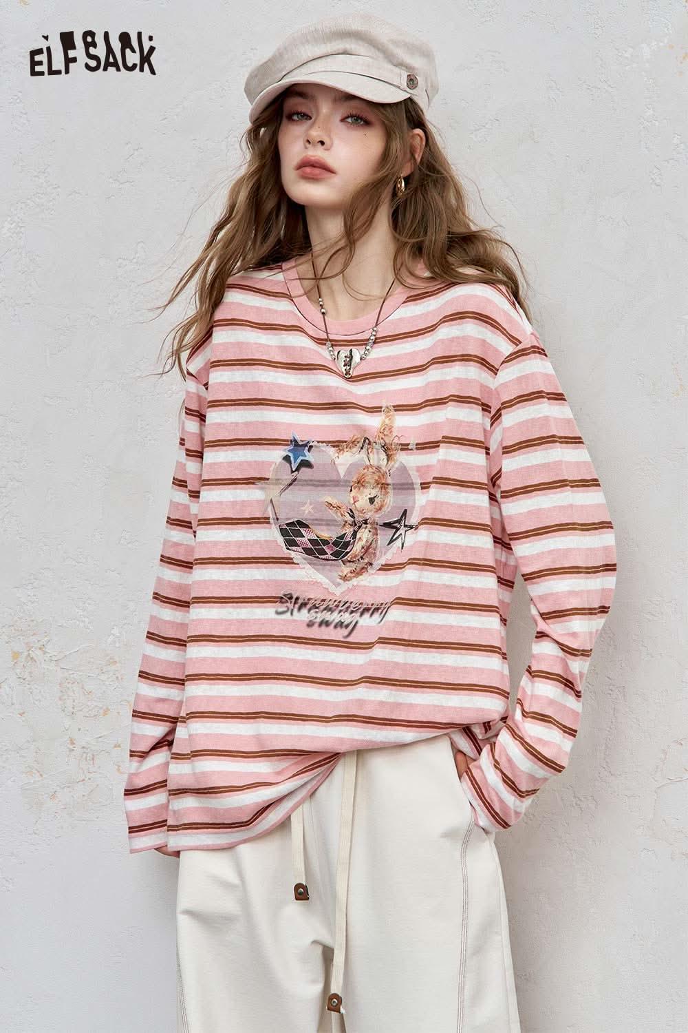 ELFSACK playful embroidered stripe shirt with a heart design and a casual oversized fit