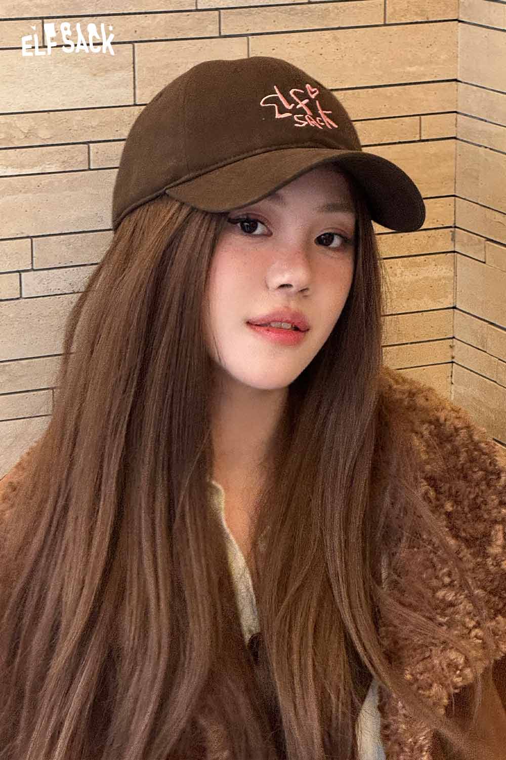 ELFSACK Classic Minimalist Vintage Solid Letter Embroidery Baseball Cap