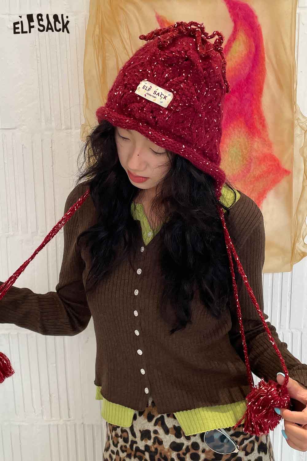 ELFSACK women's braided tassel bucket hat in burgundy with stylish tassels and cozy design