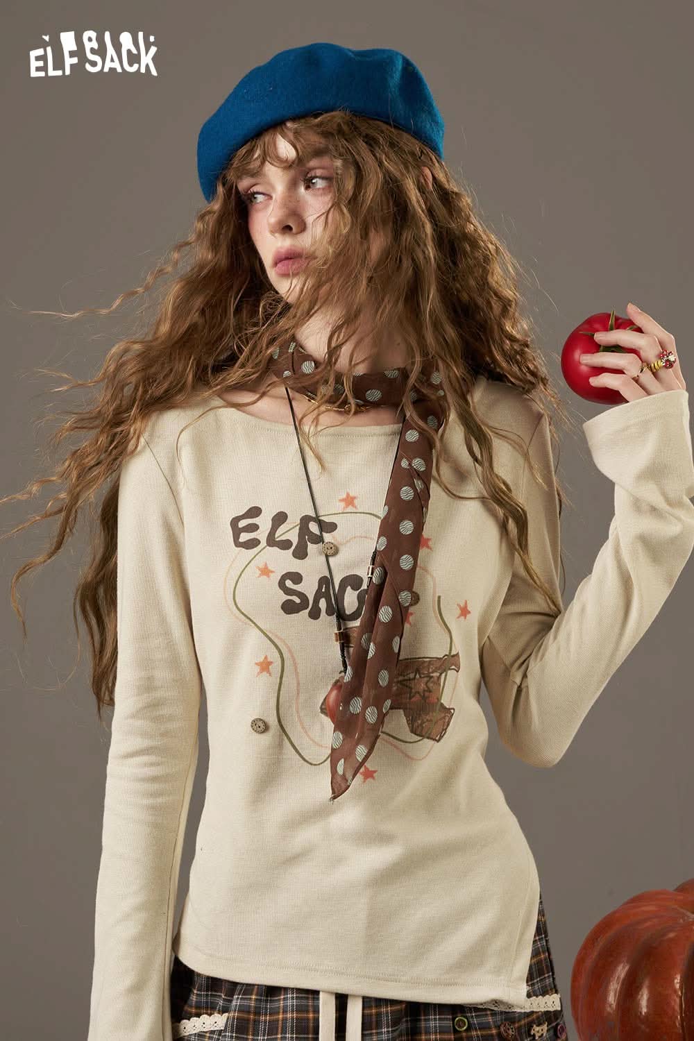 ELFSACK women's cotton printed long sleeve shirt in beige with playful graphic design and soft fit