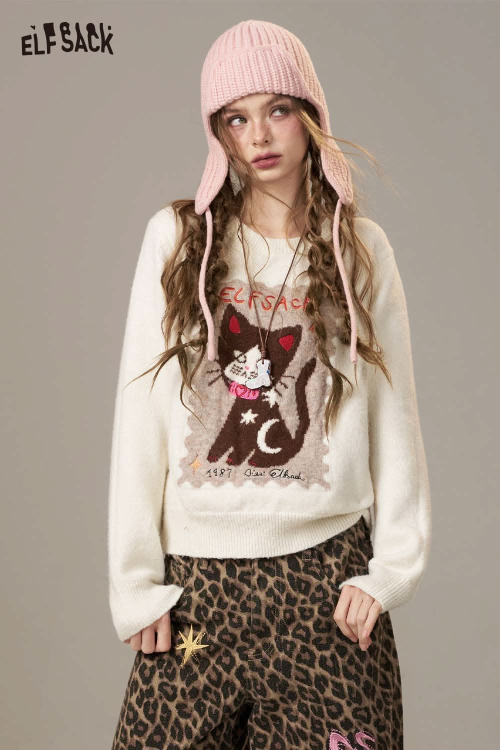 ELFSACK cartoon kitten embroidered sweater in cream color with a playful cat design