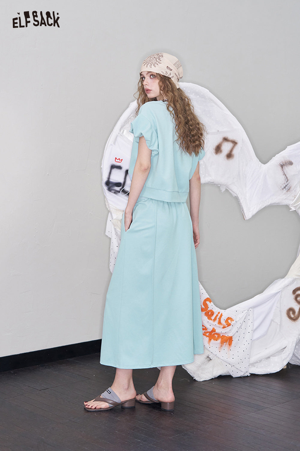 ELFSACK Puff Sleeve Graphic Tee and Skirt Set