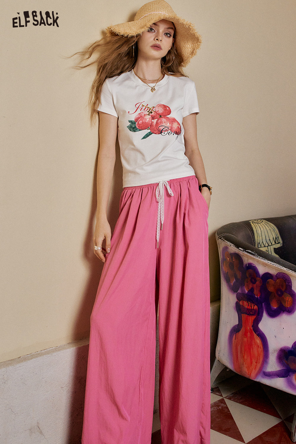 ELFSACK White Printed Casual Short Sleeve T-Shirt
