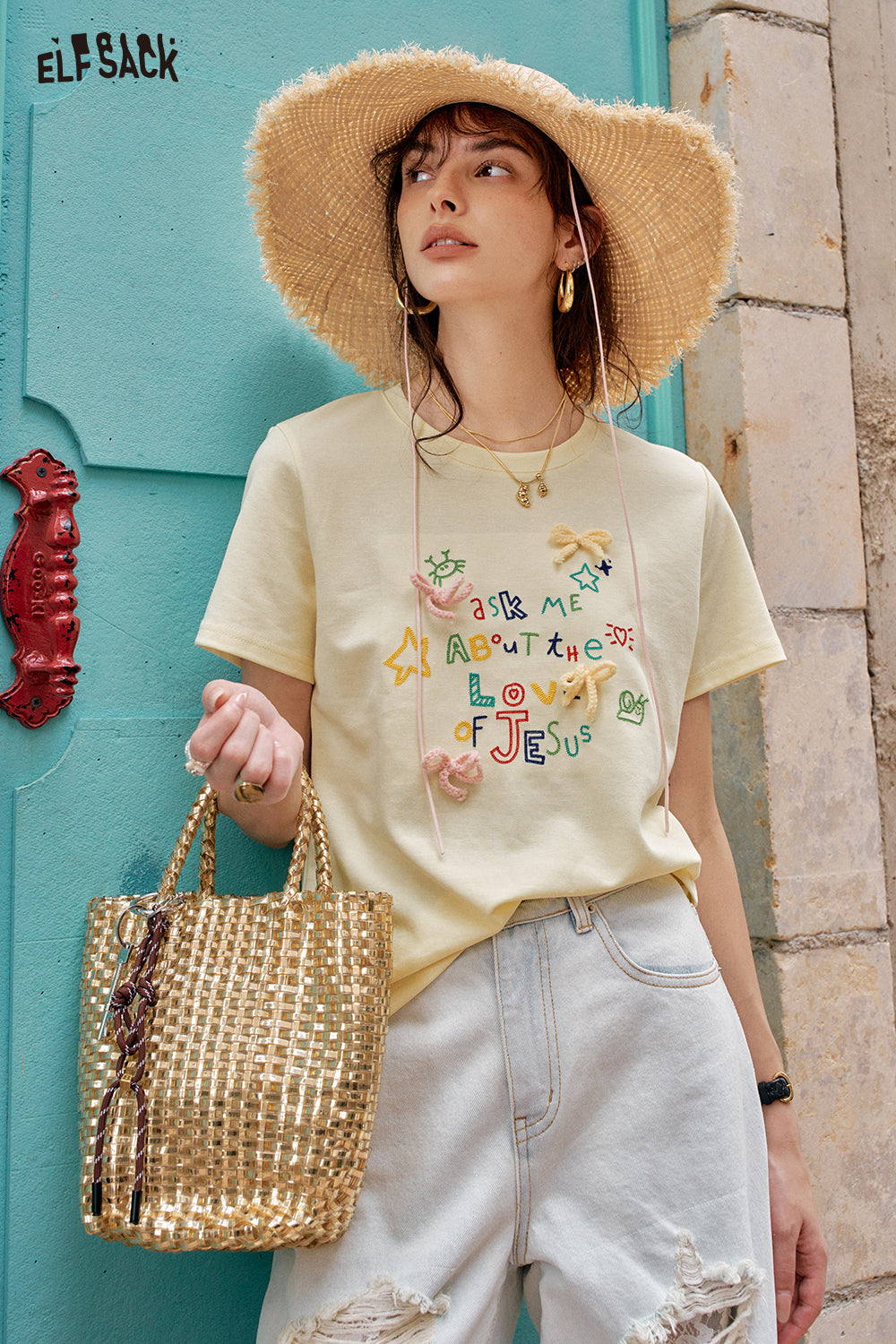 ELFSACK White Round Neck Letter Printed Casual Short Sleeve T-Shirt