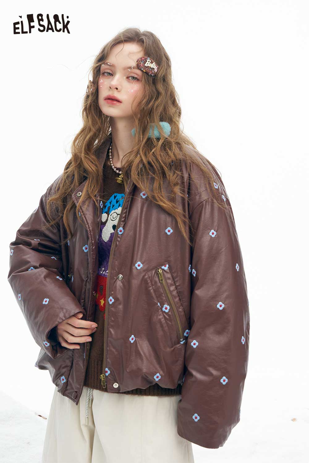 ELFSACK women's sleeping dog graphic sweater with unique design and cozy fit for casual wear