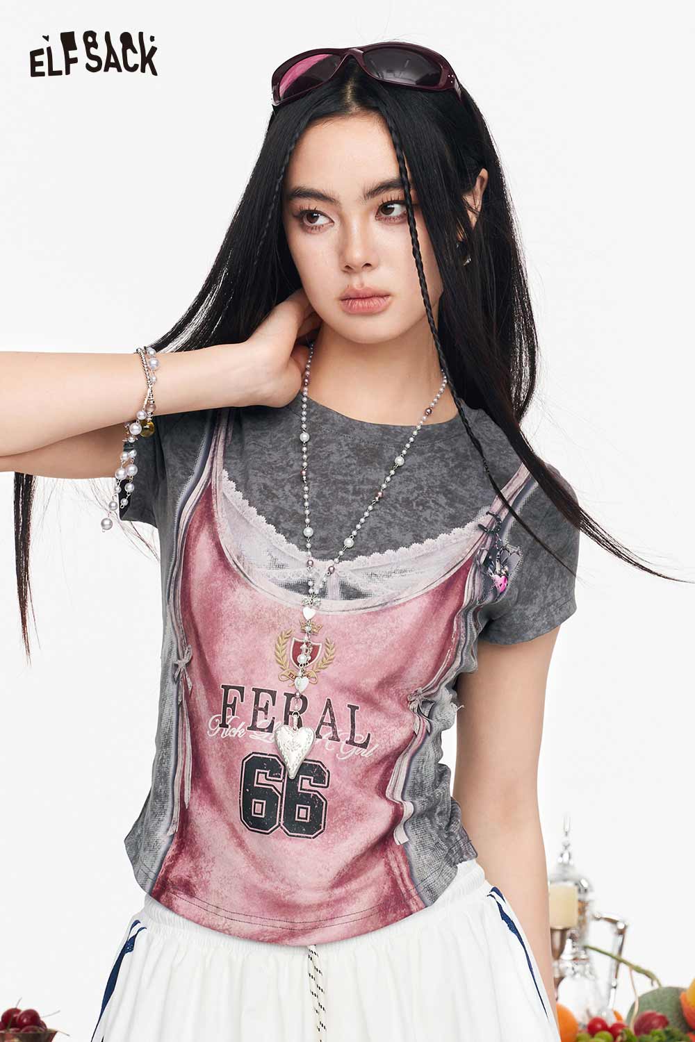 ELFSACK Fake Two-Piece Retro Print Crop Top