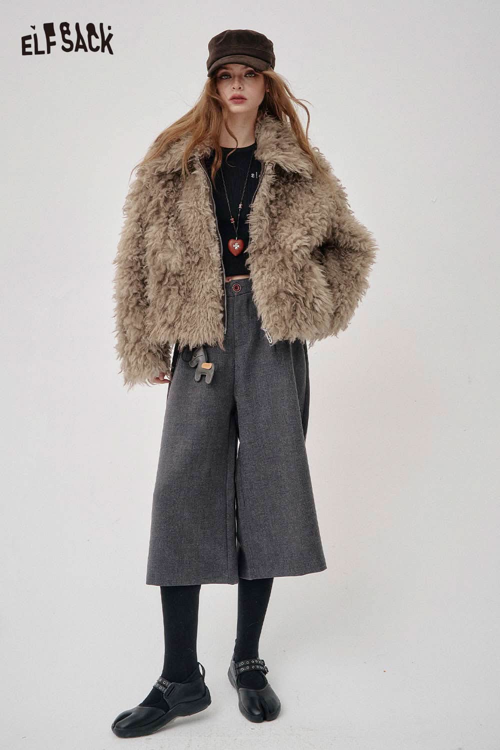 ELFSACK faux fur ombre cropped jacket in beige paired with wide-leg trousers for a trendy winter look