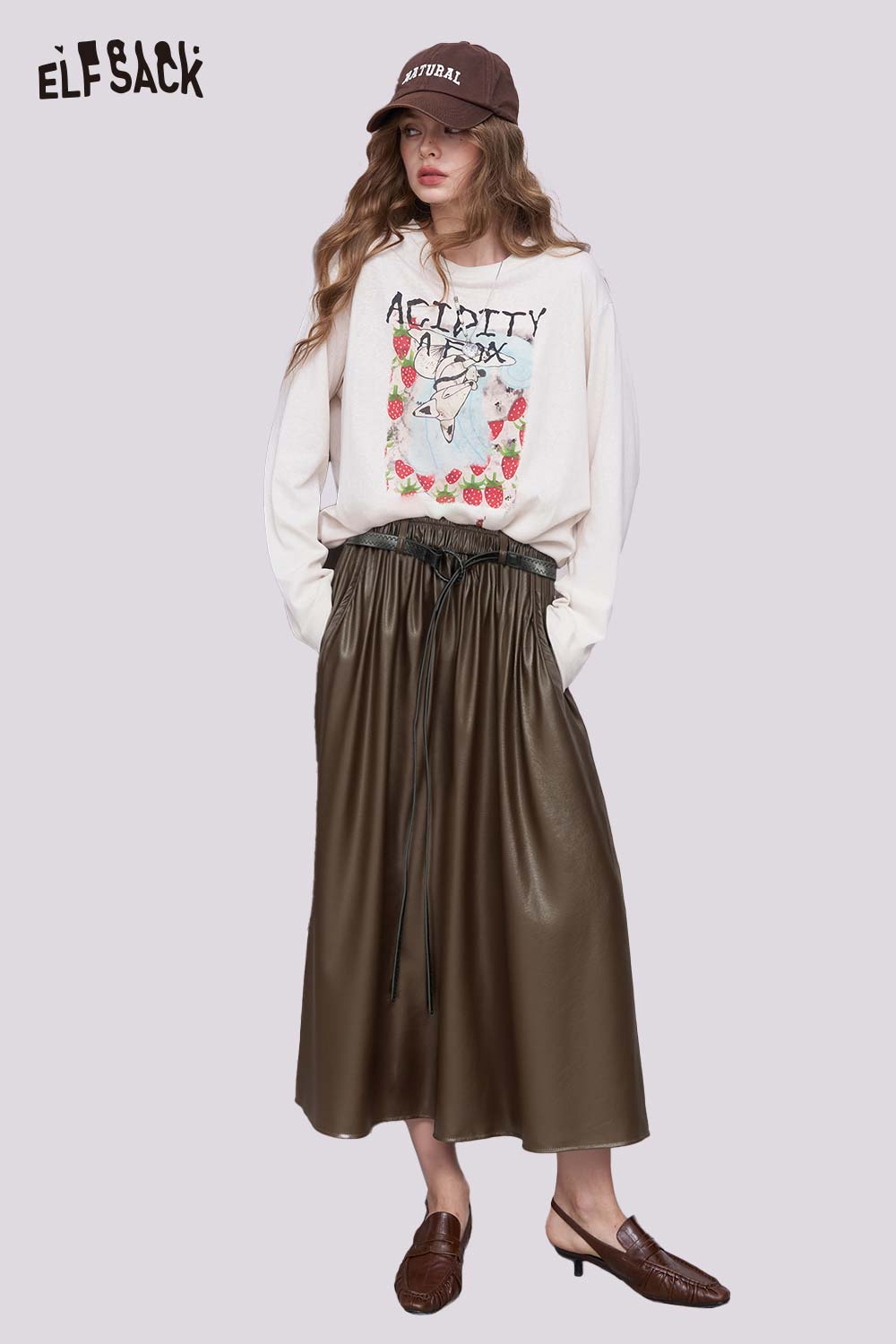 ELFSACK faux leather maxi skirt in dark brown with a comfortable elastic waistband for a stylish look