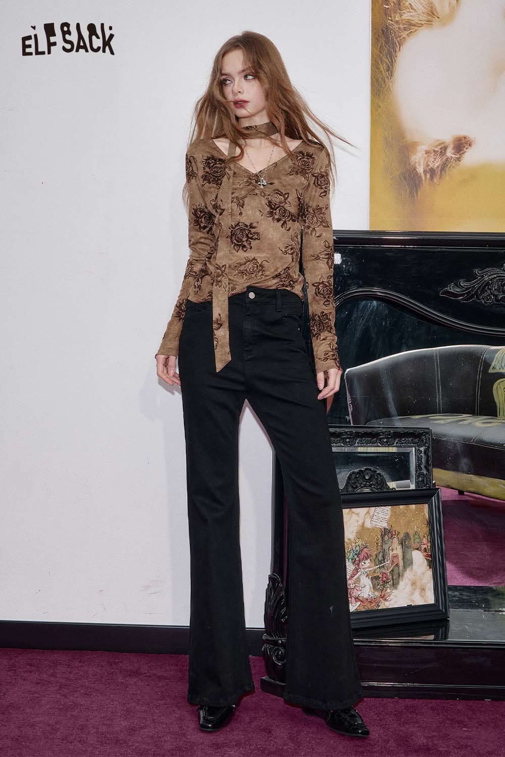 ELFSACK floral print V-neck top in brown with long sleeves and stylish front tie detail