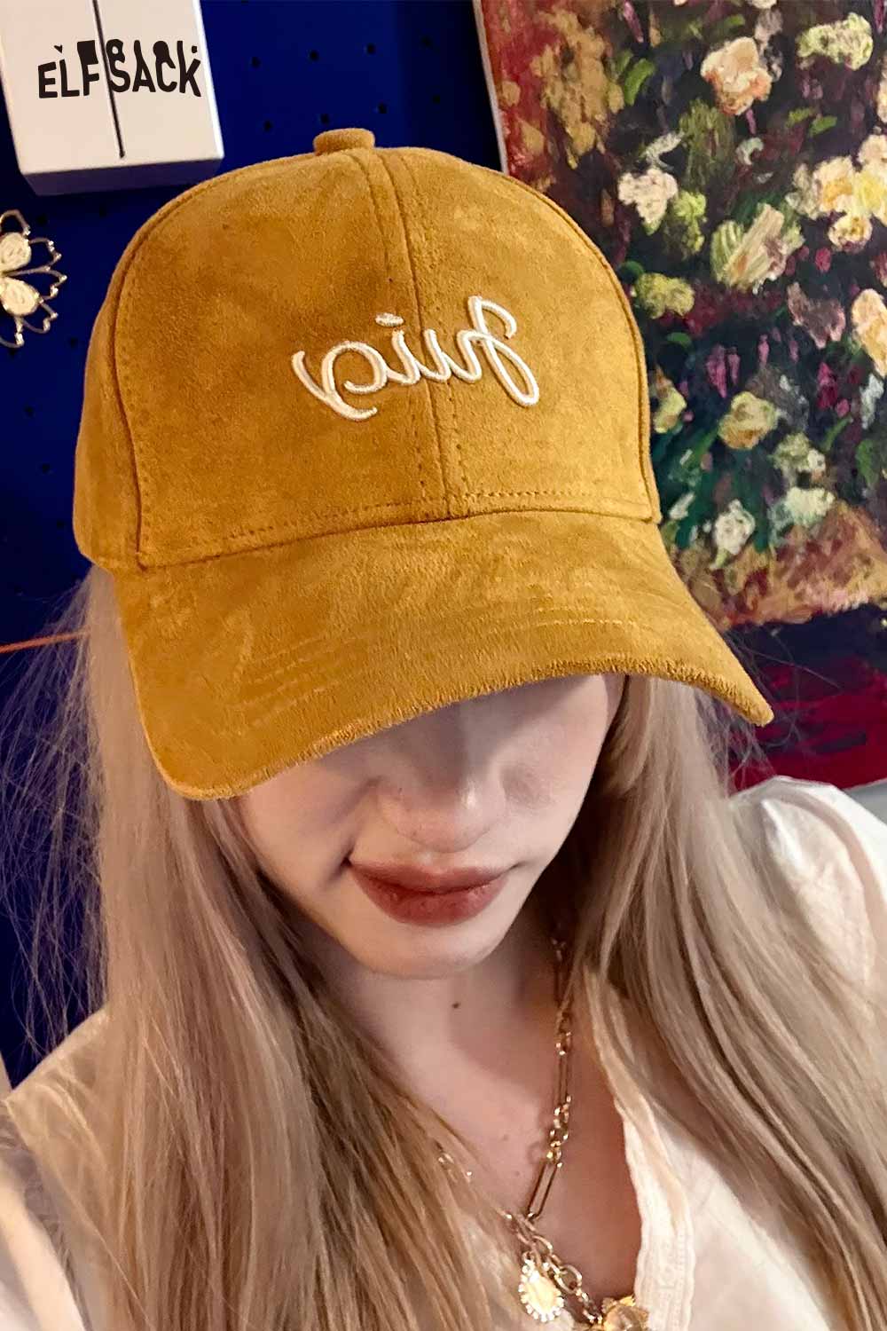 ELFSACK suede baseball cap in mustard yellow with stylish script design for casual outfits