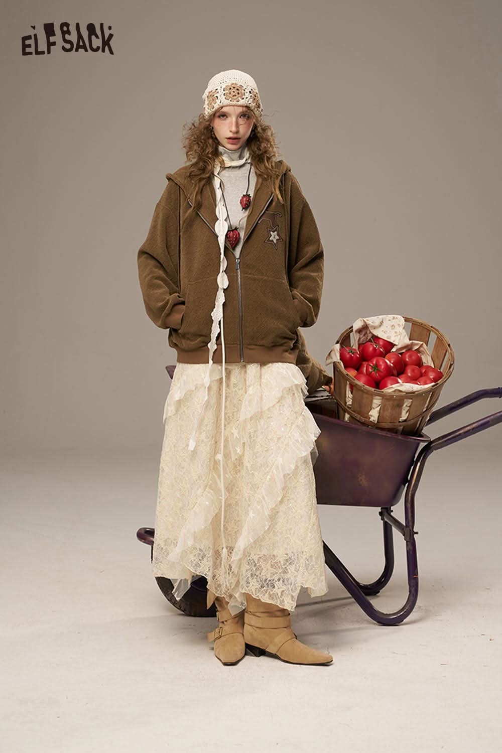 ELFSACK lace patchwork long skirt paired with a cozy hoodie for a stylish layered look