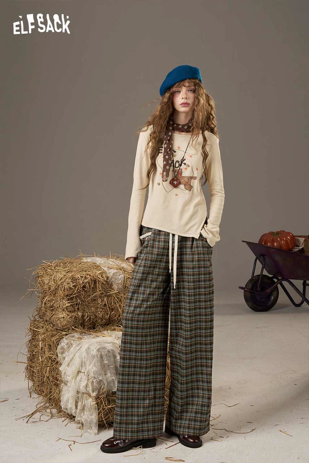 ELFSACK lace plaid straight leg pants styled with a casual top for a trendy autumn look