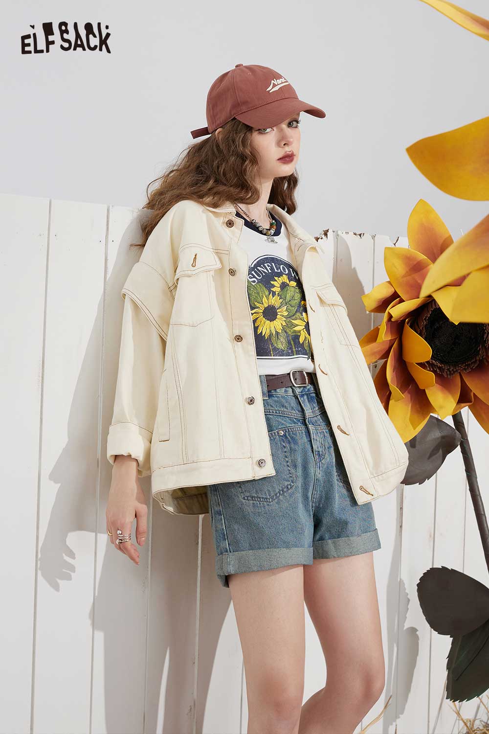 ELFSACK Light Vintage Denim High Waist A-Line Loose Shorts