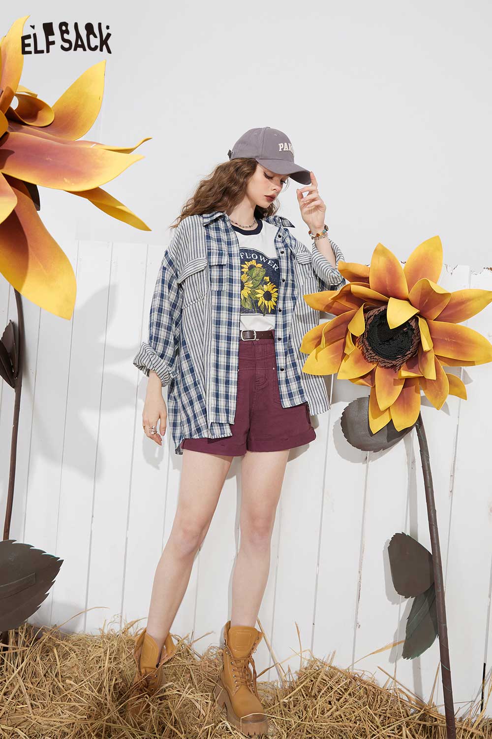 ELFSACK Light Vintage Denim High Waist A-Line Loose Shorts
