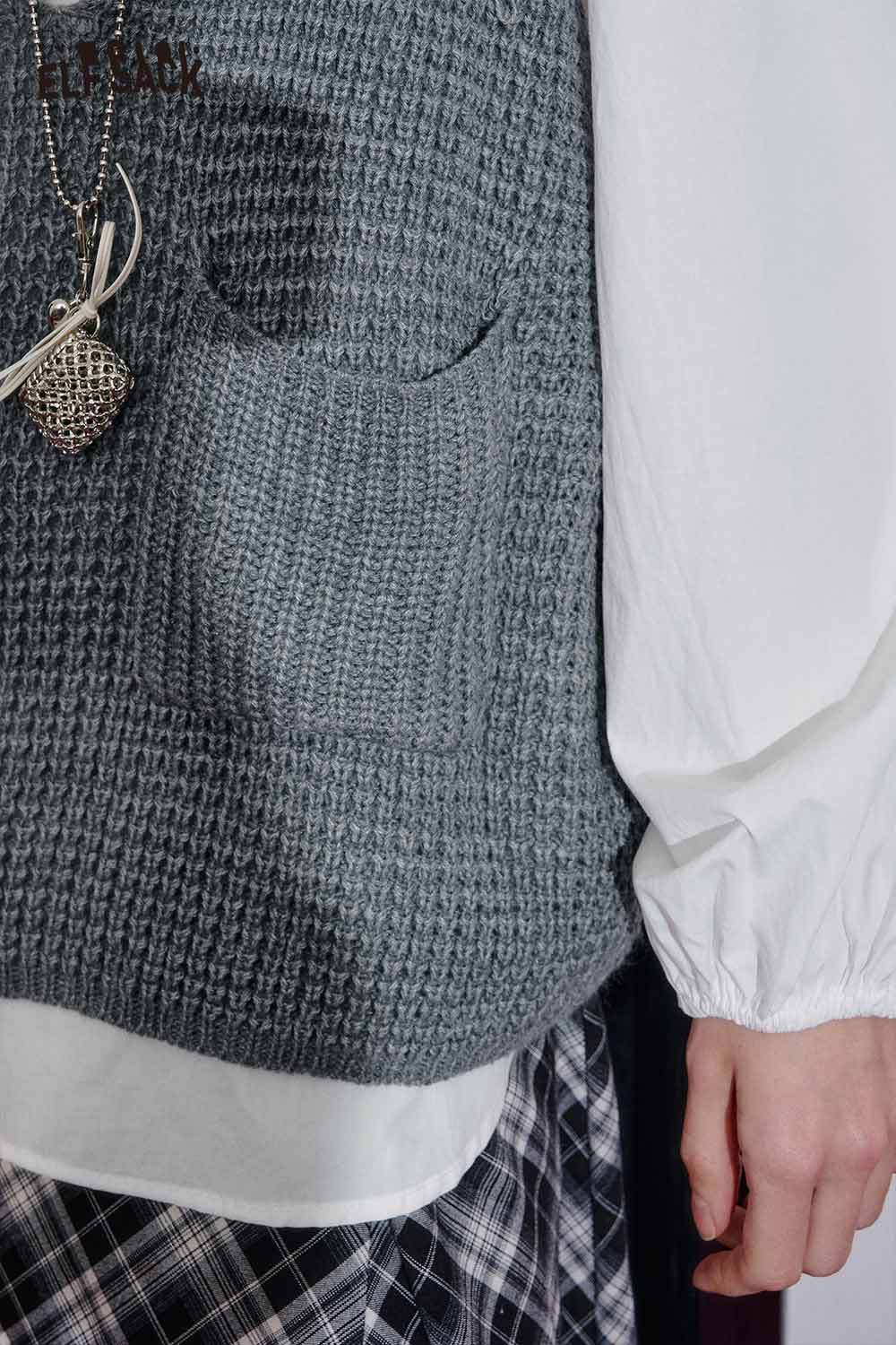 ELFSACK Linen Blend Vest Set for Women in Gray with Pocket Detail and Chic Layering Style