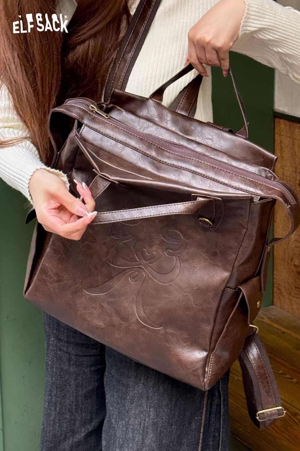 ELFSACK minimalist brown backpack for women with adjustable straps and zipper closure