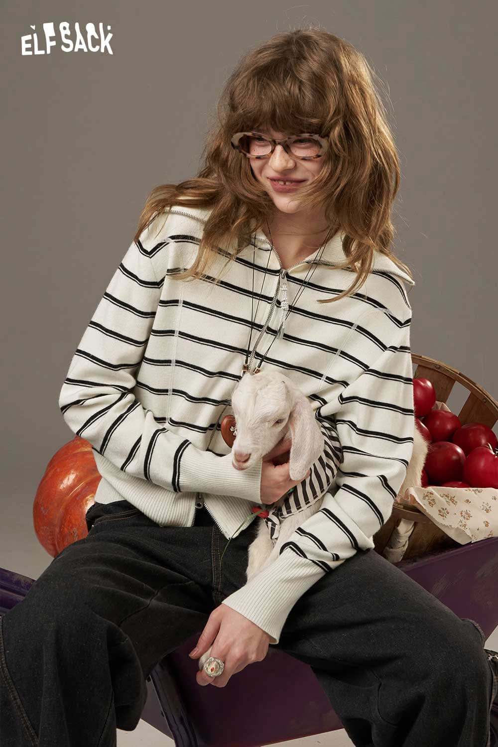 Navy collar striped knitted cardigan from ELFSACK styled with casual chic and playful accessories