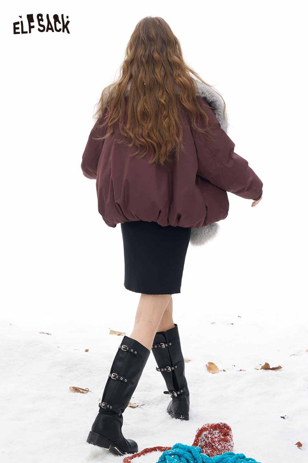 ELFSACK oversized plush down jacket women in burgundy with a fluffy collar for stylish winter wear