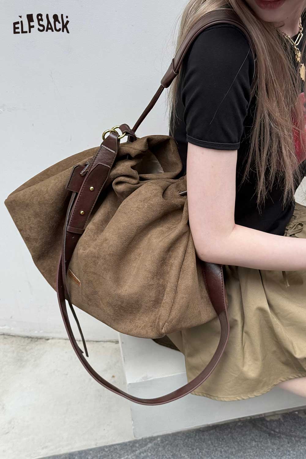 Stylish ELFSACK oversized tote bag for women in brown with adjustable strap and soft fabric