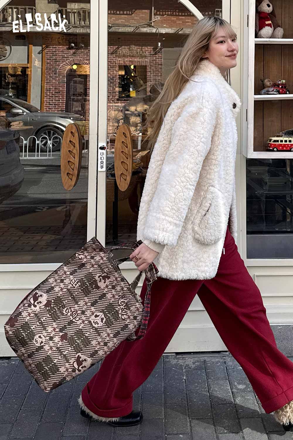 ELFSACK plaid cartoon crossbody bag with fun designs, perfect for casual outings