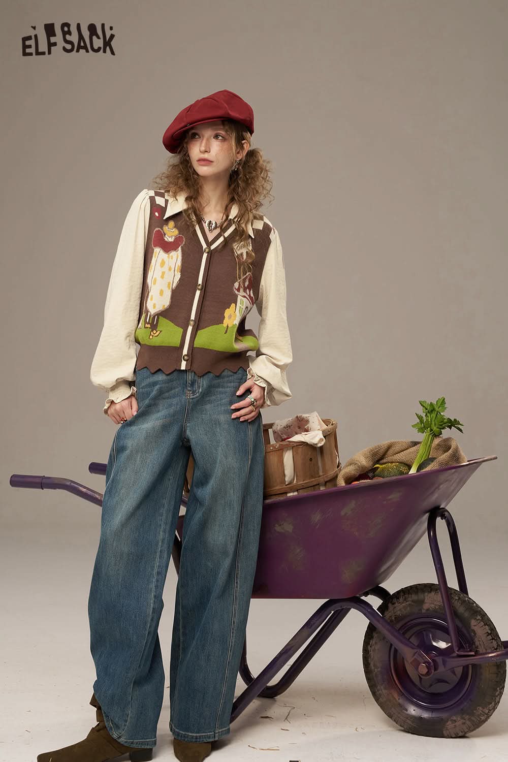 ELFSACK plaid knit sweater for women styled with wide-leg jeans and a beret
