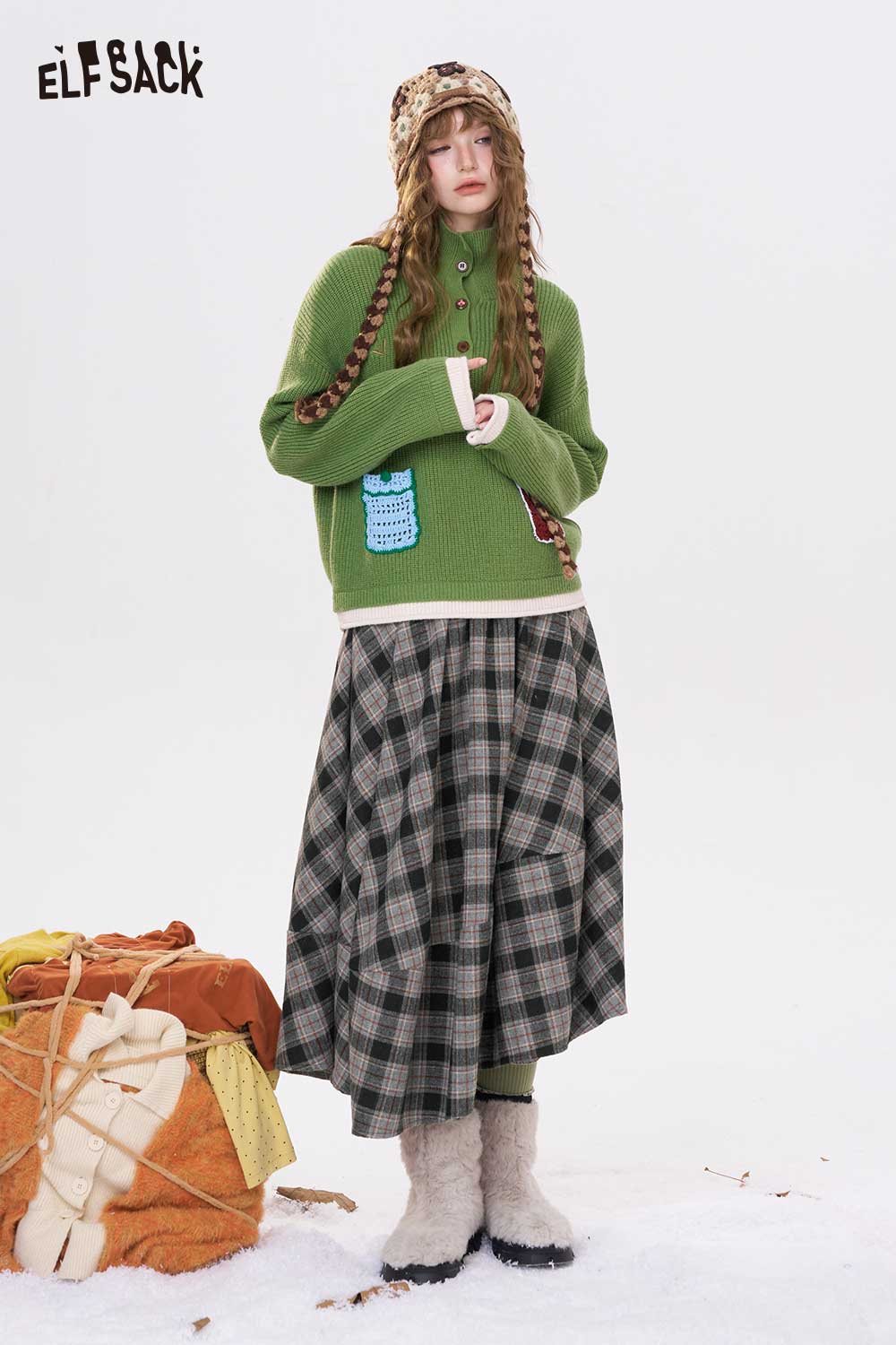 ELFSACK plaid long dress for women featuring a stylish green sweater and a flowy skirt in a trendy plaid pattern