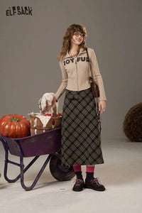 ELFSACK plaid straight long skirt paired with a stylish top, perfect for casual outings