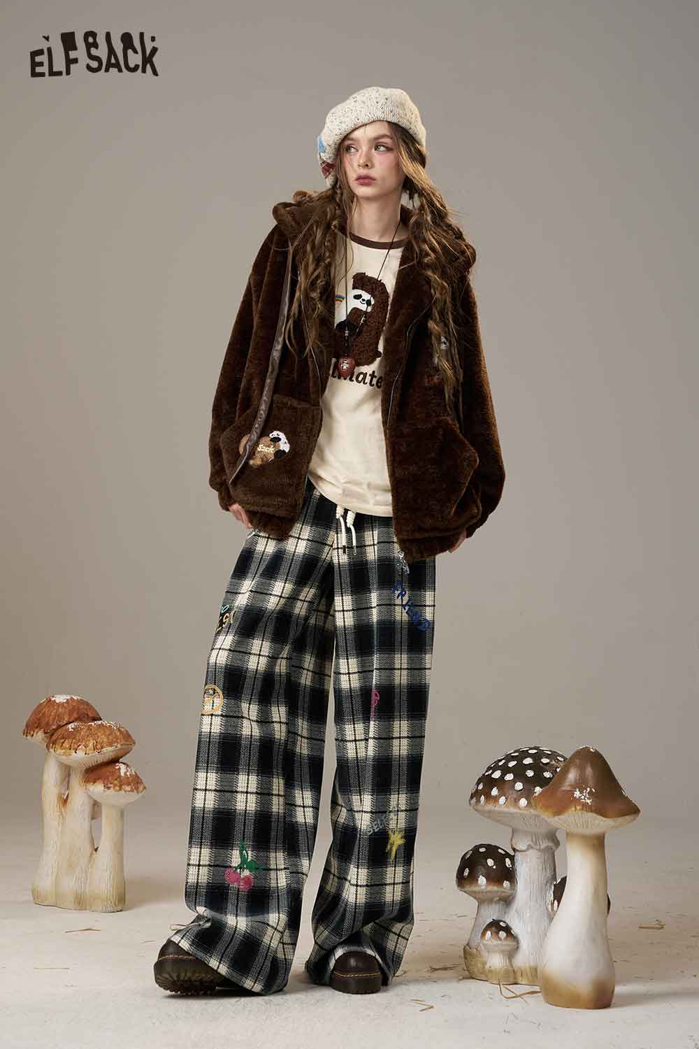ELFSACK plaid wide leg pants for women featuring a comfortable fit and playful design