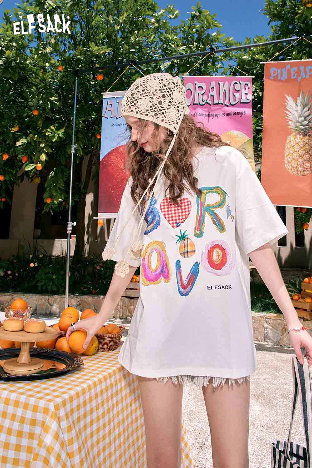ELFSACK Playful Colorful Letter Print Oversized Tee