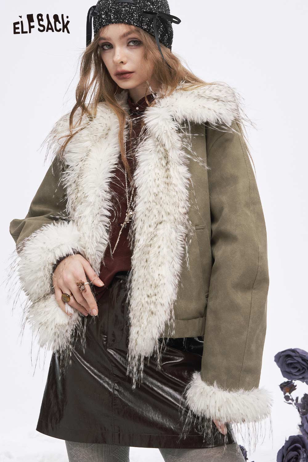 ELFSACK plush lining toggle button coat with stylish faux fur collar and cuffs for winter fashion