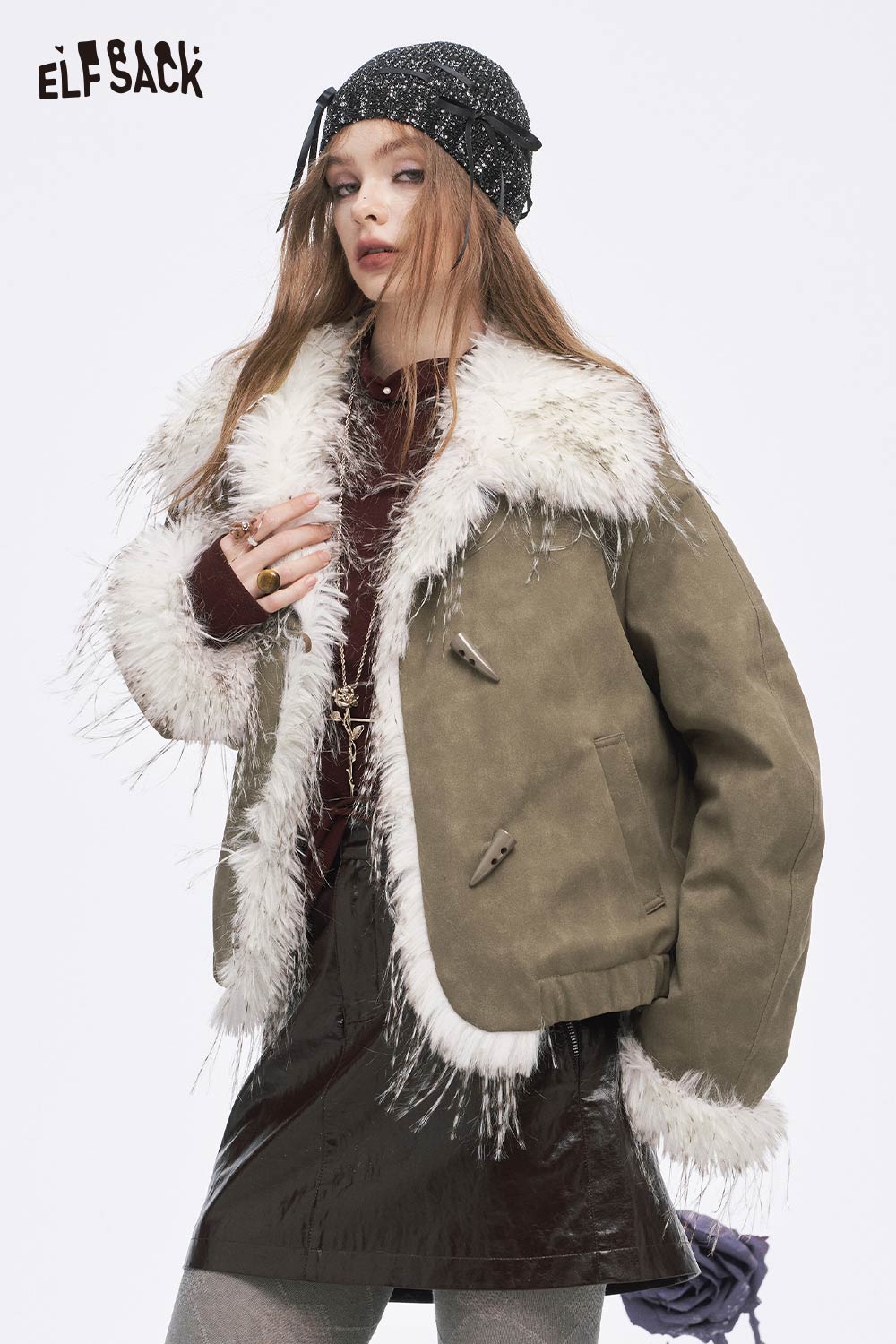 ELFSACK plush lining toggle button coat with faux fur trim for stylish winter warmth