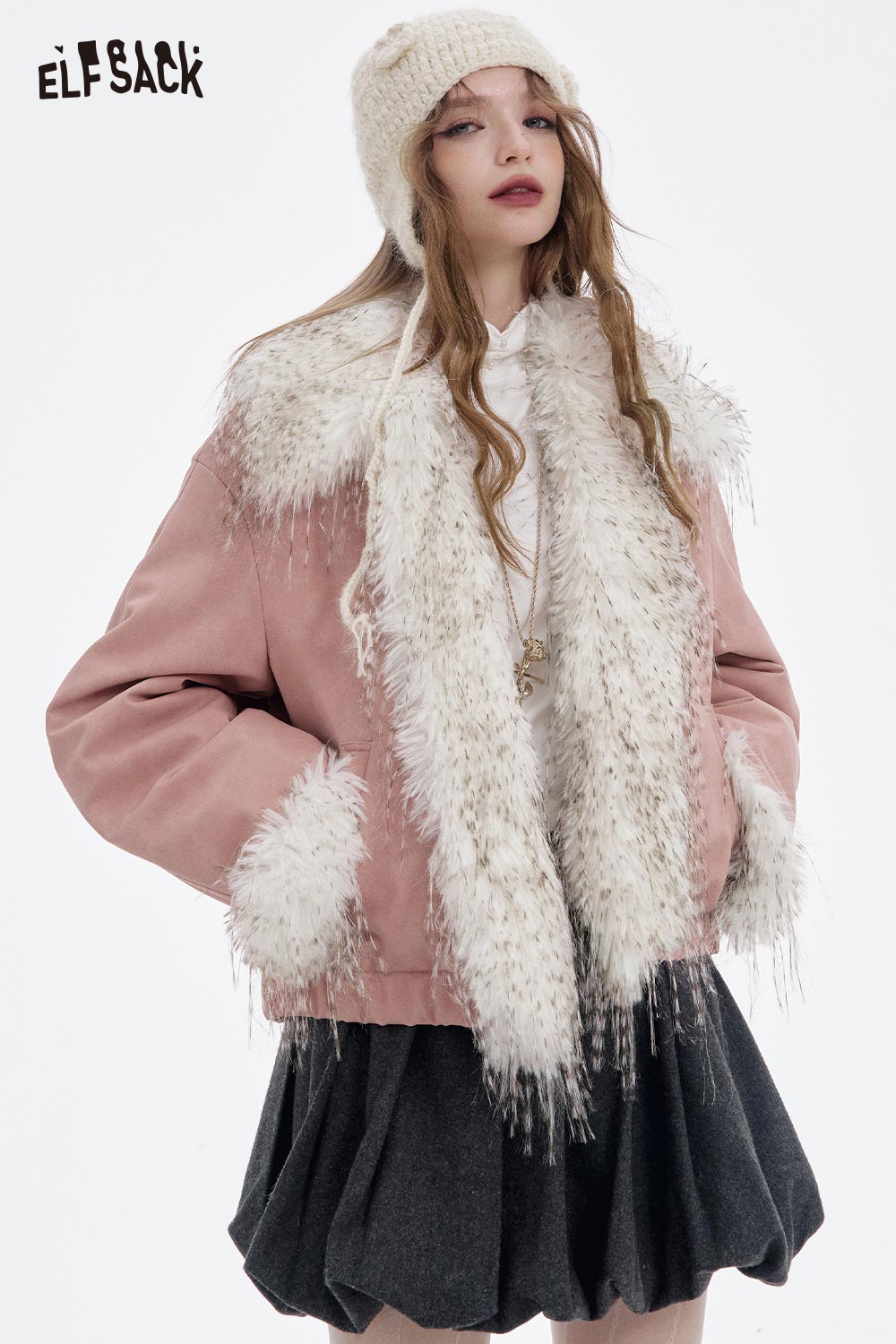 ELFSACK plush lining toggle button coat in pink with fluffy collar for stylish winter warmth