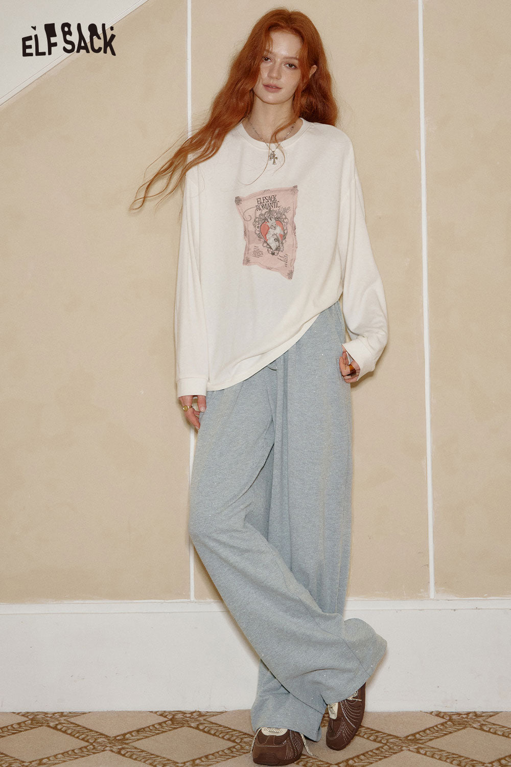 ELFSACK Women's Polyester Crinkle Sweatpants for Women in Light Gray with a Relaxed Fit