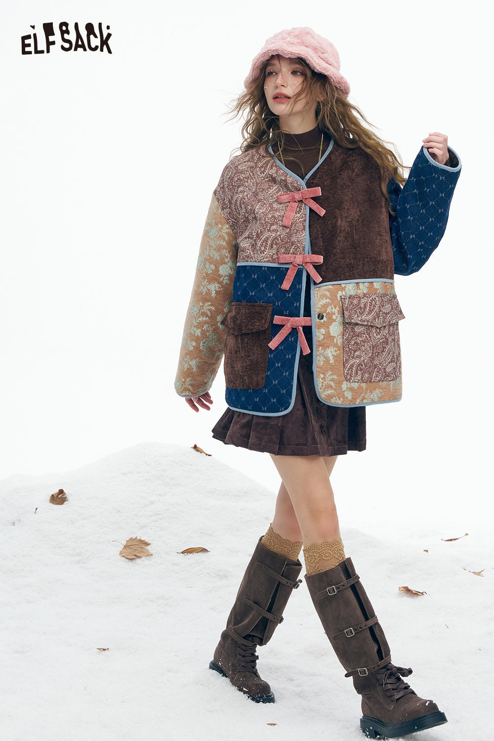 ELFSACK preppy animal graphic knitwear with a colorful patchwork design and playful details