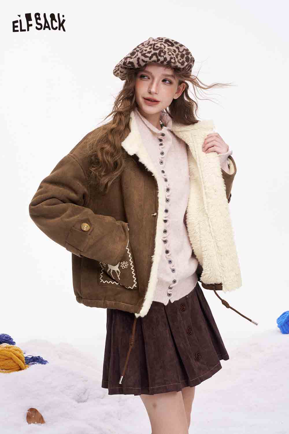 ELFSACK preppy deer graphic coat in brown with cozy shearling lining and stylish design