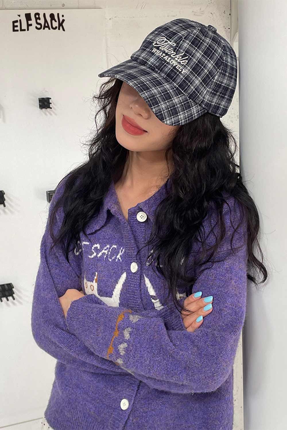 Preppy plaid baseball cap for women in navy blue worn with a purple cardigan from ELFSACK