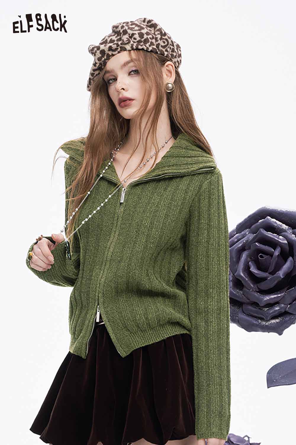 ELFSACK preppy zip up ribbed sweater in green with a hood and stylish design for a trendy look