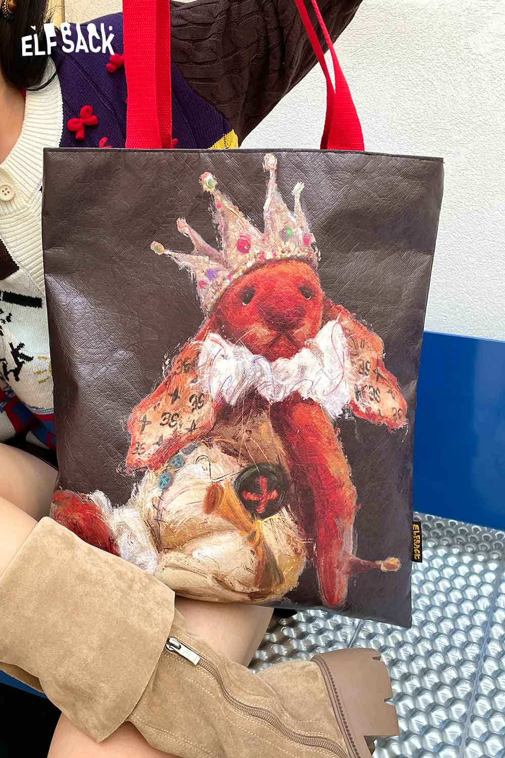 ELFSACK rabbit art tote bag featuring a whimsical crowned rabbit design with vibrant colors