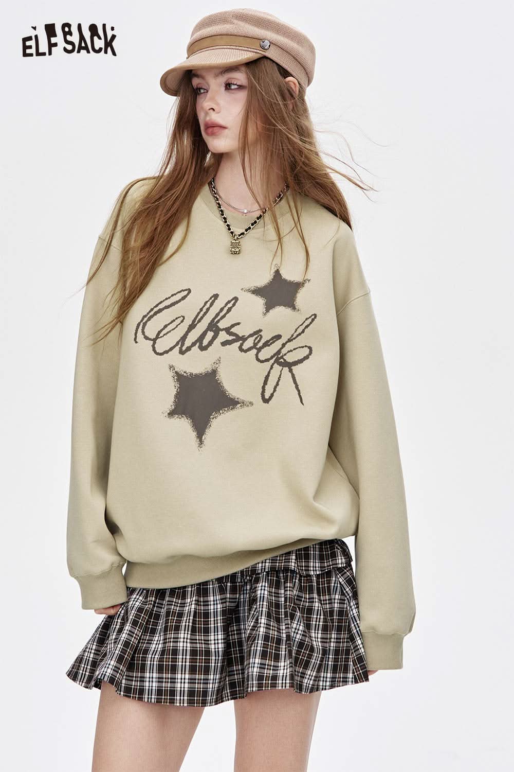ELFSACK oversized graphic star sweatshirt in beige, featuring a star design and oversized fit for casual style