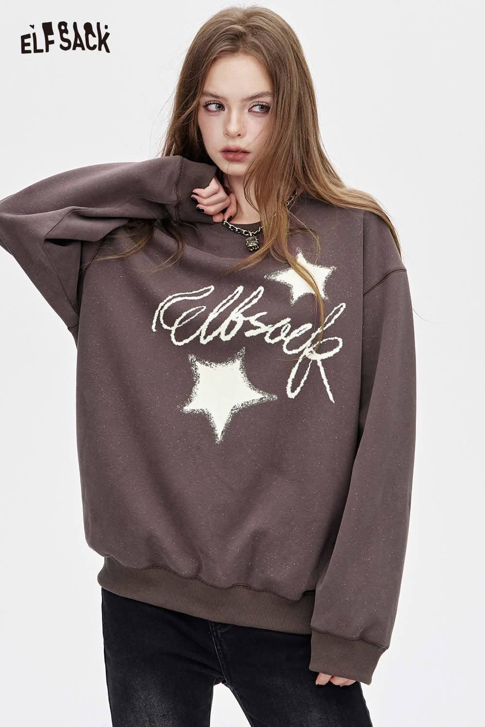 ELFSACK oversized graphic star sweatshirt in brown with star prints for casual style