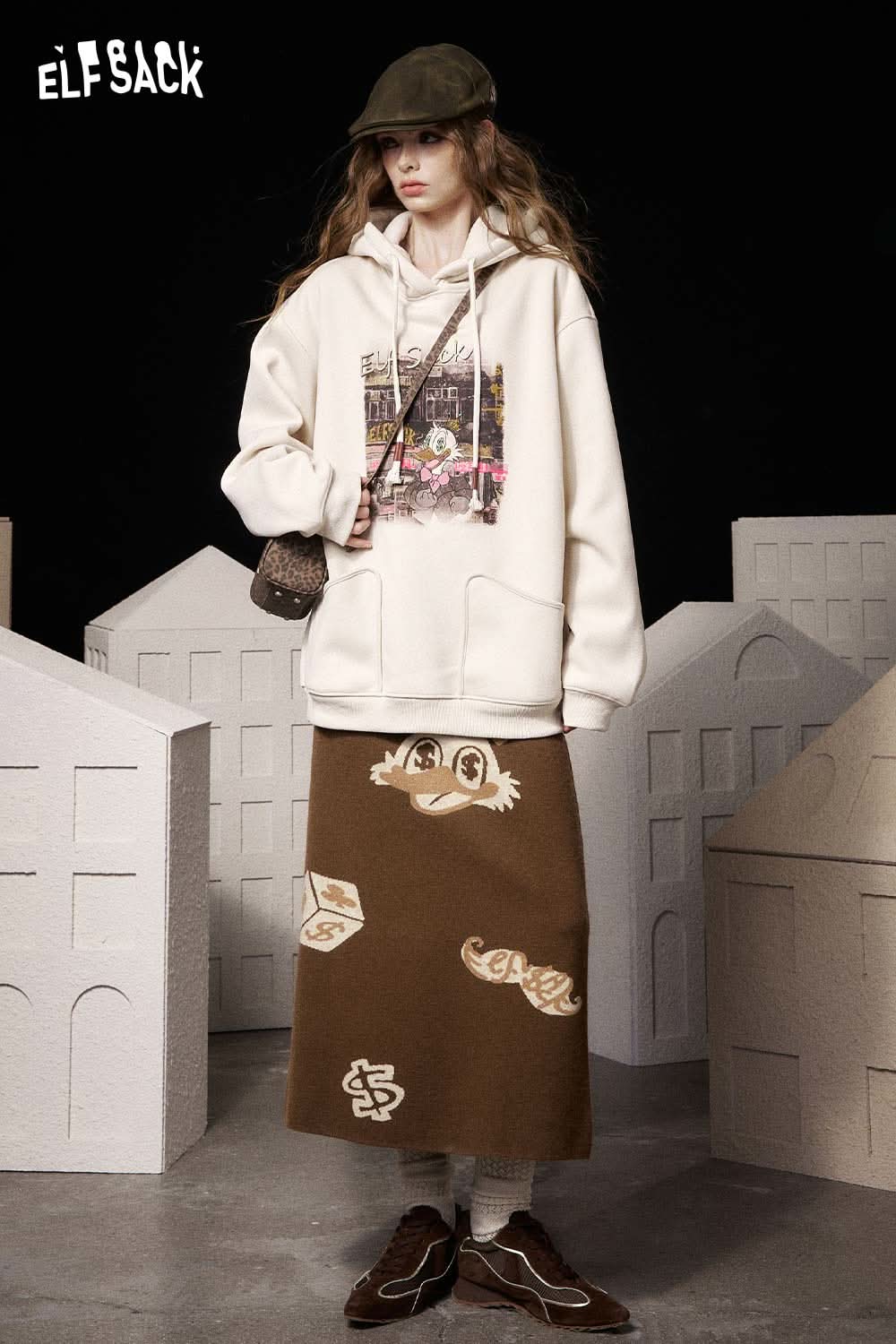 ELFSACK soft animal graphic long skirt featuring playful designs for a stylish and casual look