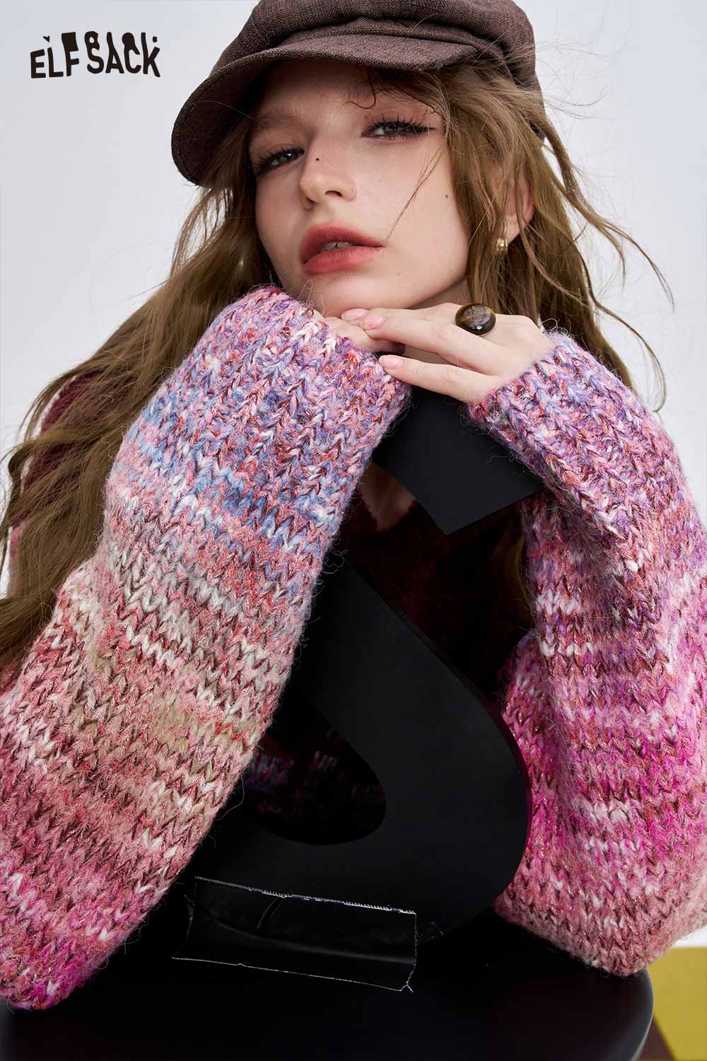 ELFSACK soft crown graphic sweater in pastel colors with oversized sleeves and stylish design