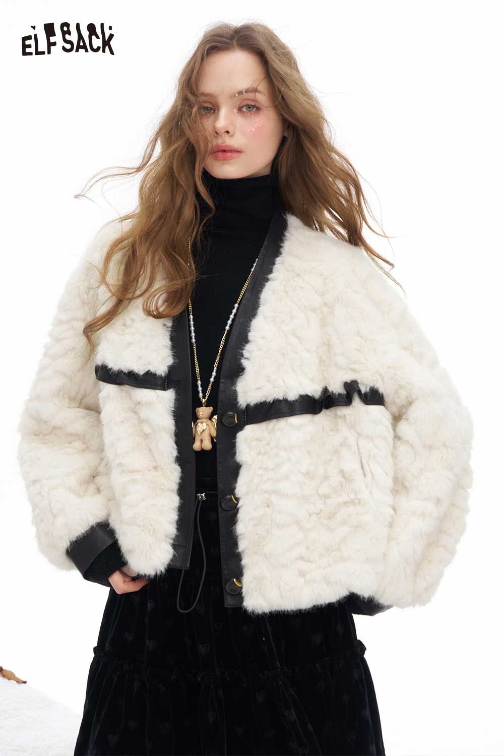 ELFSACK soft minimalist short coat for women in cream with a stylish relaxed fit and contrasting black trim