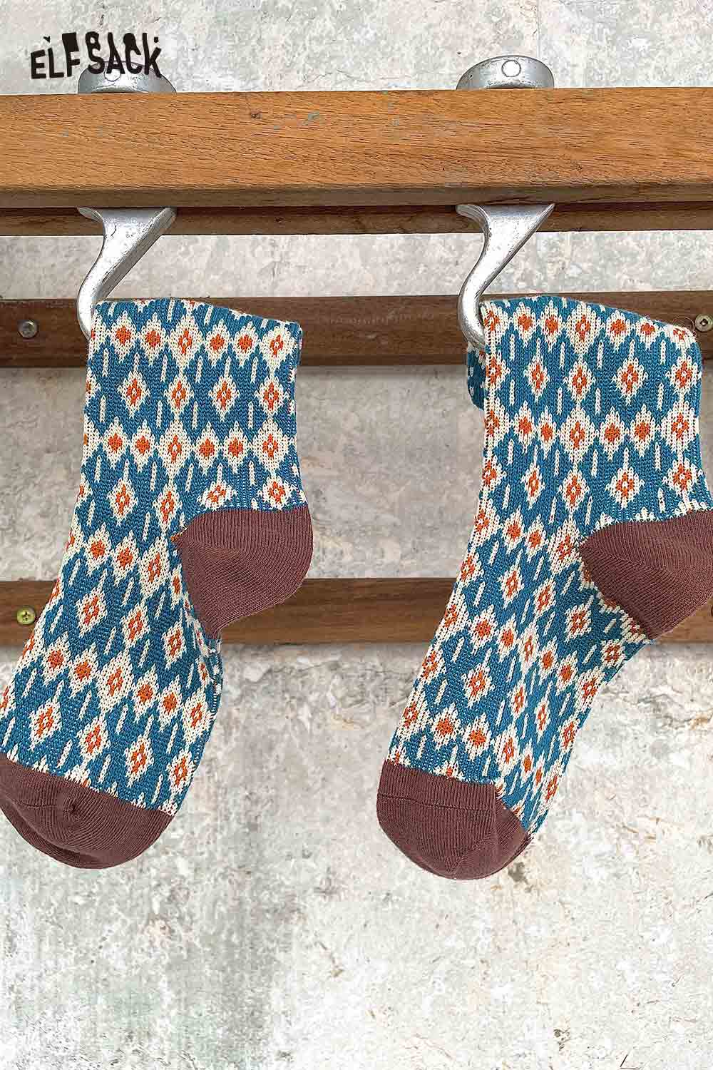 ELFSACK soft patterned ankle socks in blue and brown with a diamond design for stylish comfort